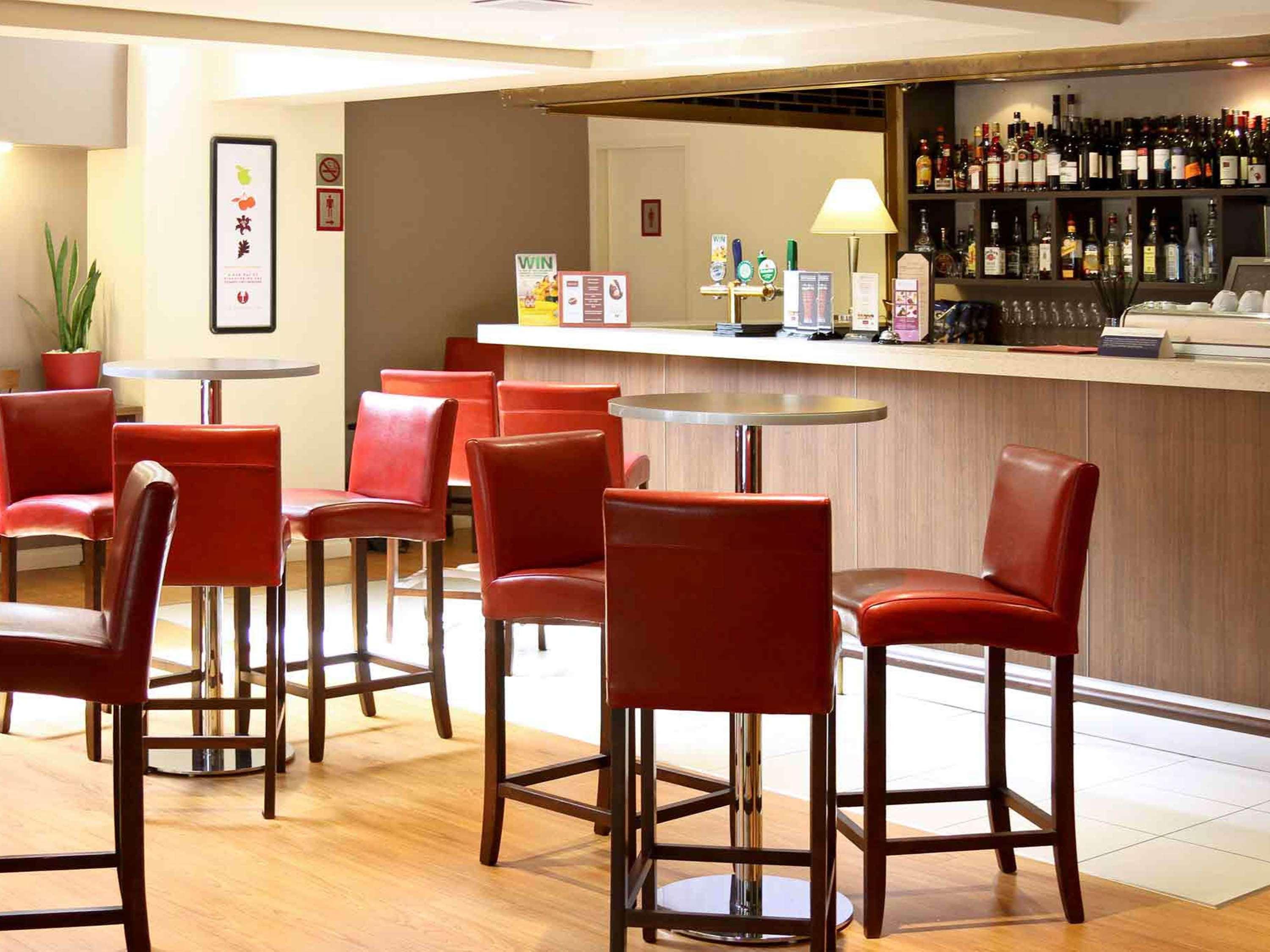 Grosvenor Hotel Аделаида Экстерьер фото