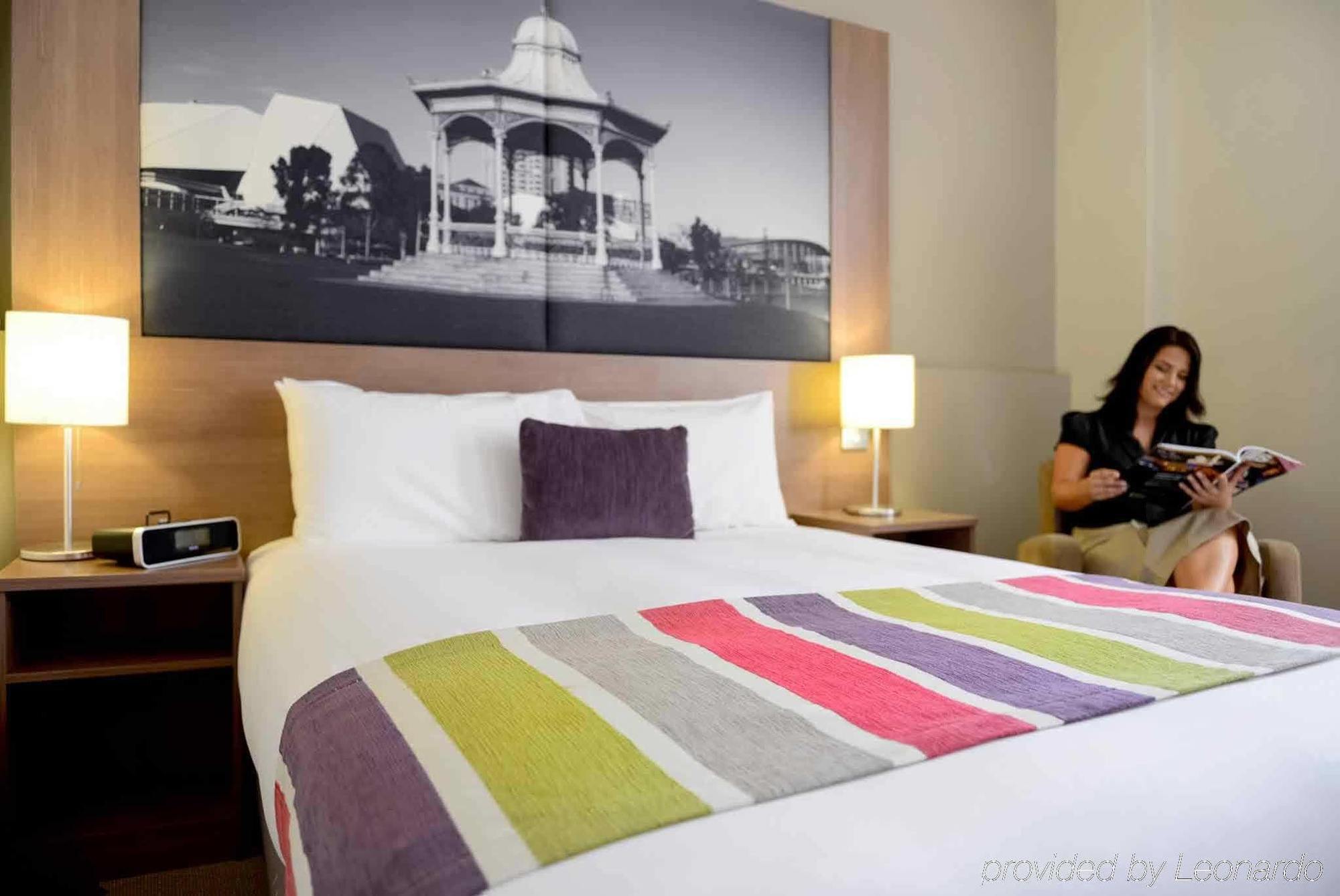 Grosvenor Hotel Аделаида Экстерьер фото
